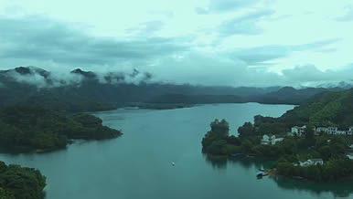 实拍山水湖面风景视频的预览图